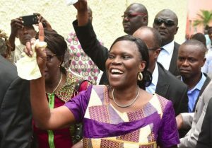 simone-gbagbo-annonce-c2abune-nouvelle-pagec2bb-300x209-8223738