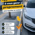 Femme apprenant à se garer dans une voiture