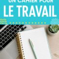 Image d'un carnet ouvert avec des notes bien organisées sur un bureau.