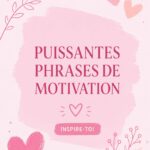 Femme souriante entourée de citations motivantes dans son bureau.