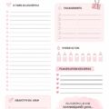Un calendrier affichant une journée organisée avec une décoration chaleureuse