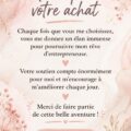 Femme souriante dans son espace de travail, illustrant le soutien entrepreneurial.