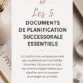 Femme consultant des documents de planification successorale pour assurer l'avenir de sa famille.