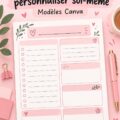 Modèle de planner quotidien rose personnalisé sur un bureau