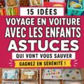 Une famille heureuse en road trip avec des enfants à l'arrière d'une voiture.
