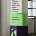 Décor coloré et accueillant de Play Studio à la conférence OpenAI